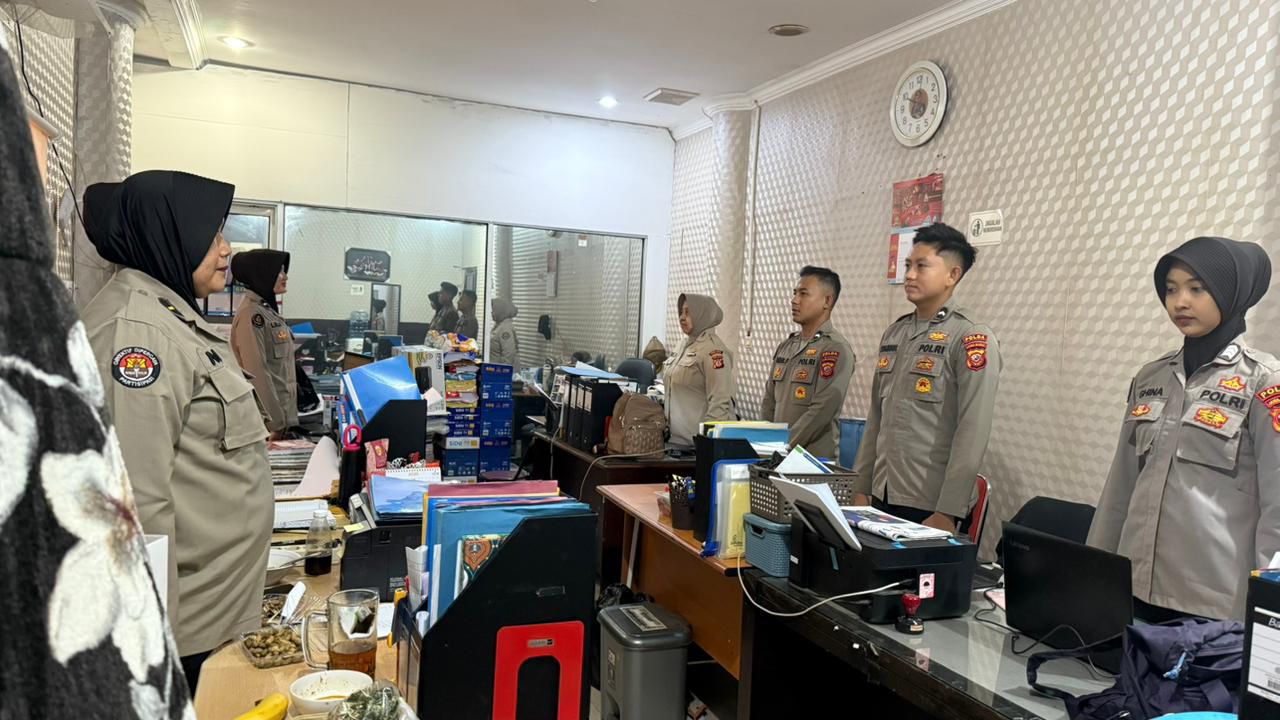 Sikap Sempurna Anggota saat lagu Indonesia Raya di kumandangkan. dok Redaksi/ 86News.co